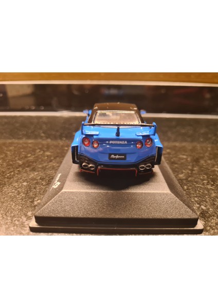 1/43 Nissan Skyline Gt-R Liberty Walk Body Kit Calsonic​ fiyatları