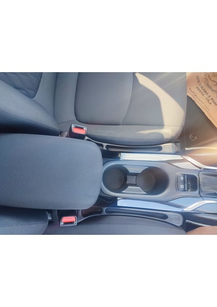 Sasa Toyota Corolla Hybrid Model Uyumlu Koltuk Boşluk Doldurma Aparatı