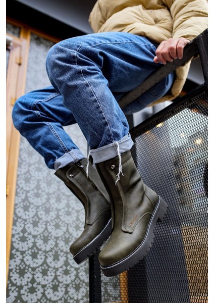 Quebec Erkek Bot Hakı