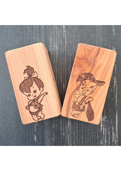 Taş Devri Çakıl&bambam Desenli Ahşap Tuzluk/biberlik Set