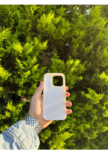 Apple iPhone 15 Pro Beyaz Lansman Uyumlu Içi Kadife Silikon Kılıf fiyatları