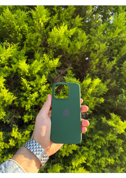Apple iPhone 15 Pro Kamuflaj Yeşili Lansman Uyumlu Içi Kadife Silikon Kılıf
