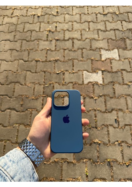 Apple iPhone 15 Pro Lacivert Lansman Uyumlu Içi Kadife Silikon Kılıf modelleri