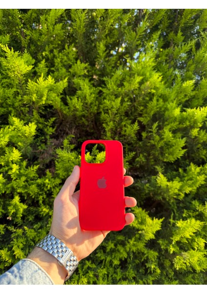 Apple iPhone 15 Pro Kırmızı Lansman Uyumlu Içi Kadife Silikon Kılıf