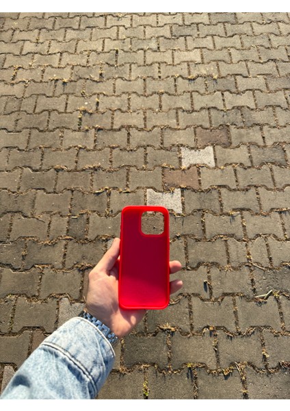Apple iPhone 15 Pro Kırmızı Lansman Uyumlu Içi Kadife Silikon Kılıf fırsatları