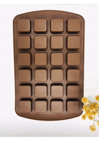 24'lü Kare Silikon Çikolata Sabun Mum Muffin Kek Kalıbı Pasta Kalıbı