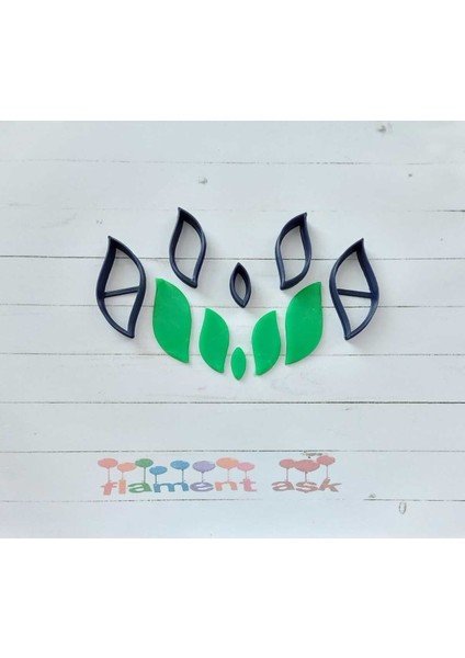 Yaprak Küpe 4.5 3.5 2 Cm- Polimer Kil Kalıbı-Polimer Kil - Hamur - Küpe