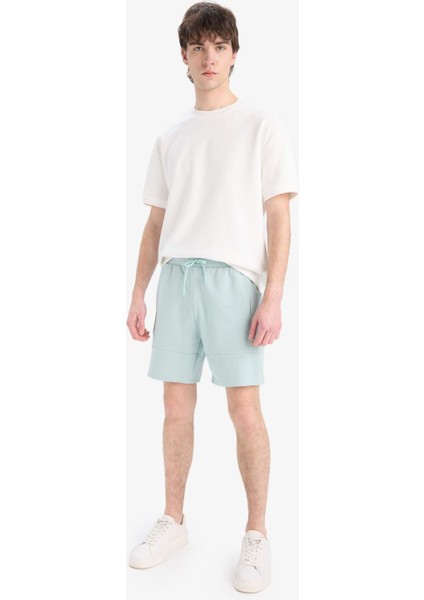 Slim Fit Dar Kesim Dar Paça Basic Düz Şort B8674AX25SP