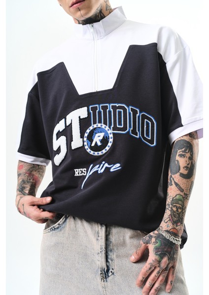 Erkek Studio Nakışlı Yarım Fermuarlı Oversize T-Shirt Füme fırsatları