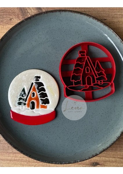 Kar Küresi Yeni Yıl Noel Kurabiye Kalıbı Şeker Hamur Şekillendirici Yılbaşı Temalı Karışık Renk fiyatları