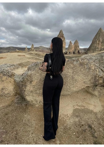 Basic Düz Croptop Regular Kesim %100 Pamuk Fitilli Bol Paça Eşofman Büstiyer Takım - Siyah