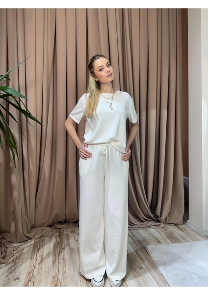 Modal Regular Rahat Kesim Ekru Düz Desen Trend Basic Tişört Eşofman Takım fiyatları