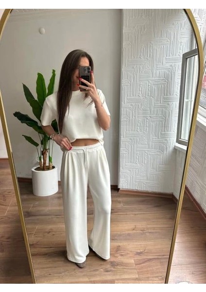 Modal Regular Rahat Kesim Ekru Düz Desen Trend Basic Tişört Eşofman Takım modelleri