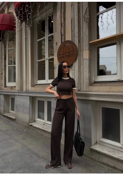 Biyeli Croptop Regular Kesim Fitilli Bol Paça Eşofman Büstiyer Takım - Kahve fırsatları