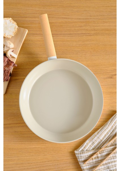 Swiss Crystal Almond Cream Indüksiyon Tabanlı Tava 32 cm fiyatları