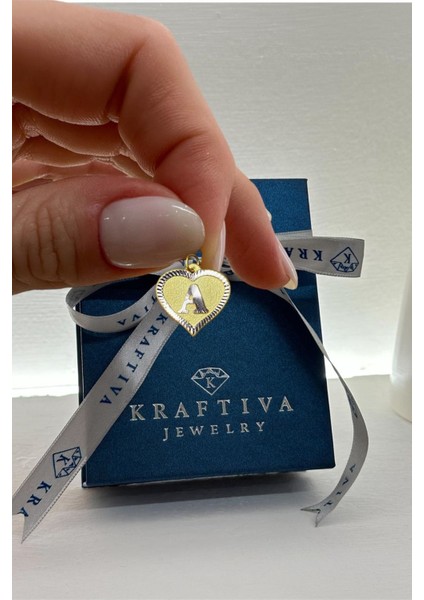 14 Ayar Altın A Harfli Nostaljik Kalp Kolye Ucu fırsatları