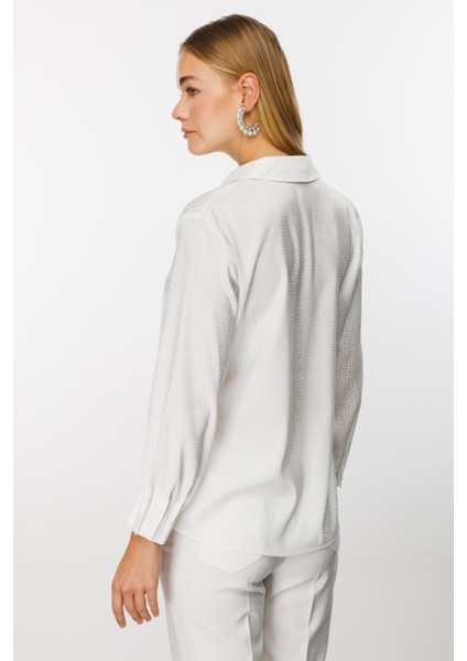 1536 Modailgi Kolları Nervürlü Puan Jakarlı Bluz fırsatları