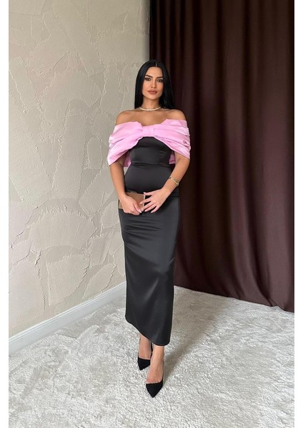 Pembe Önü Fiyonklu Elbise