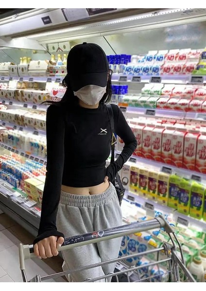 Uzun Kollu Ribbon Baskı Bluz Crop fırsatları