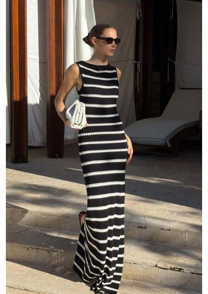 Siyah Yırtmaç Detaylı Uzun Boy Triko Elbise MG2448