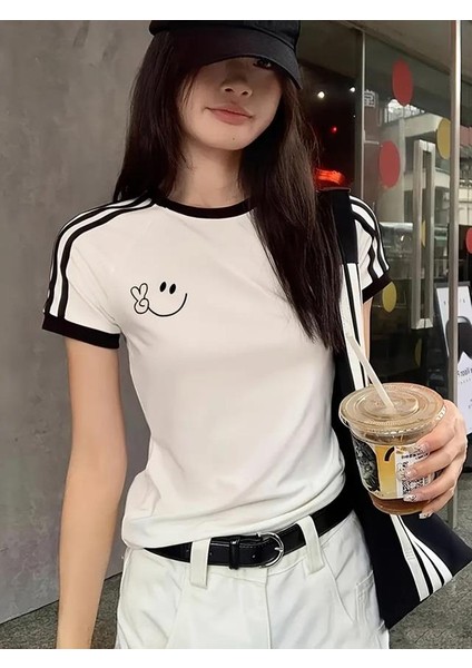 Smile Baskılı Şeritli Bluz Body Crop fiyatları