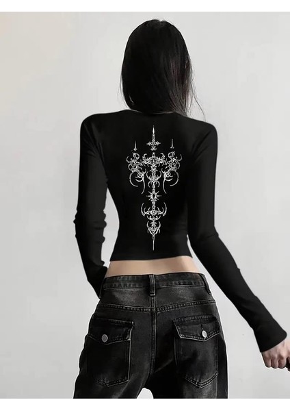 Uzun Kollu Sırt Baskı Gothic Bluz Crop