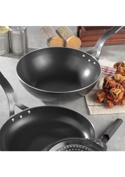 Lazzetti Kısa Krep Omlet Tavası 24 cm 2 Yıl Garantili fırsatları