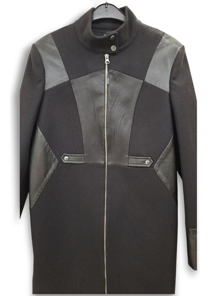 38 / M SİYAH DERİ DETAYLI KAŞE FERMUAR KAPAMALI MİDİ BOY KLASİK YARIM BOĞAZ KABAN PALTO modelleri