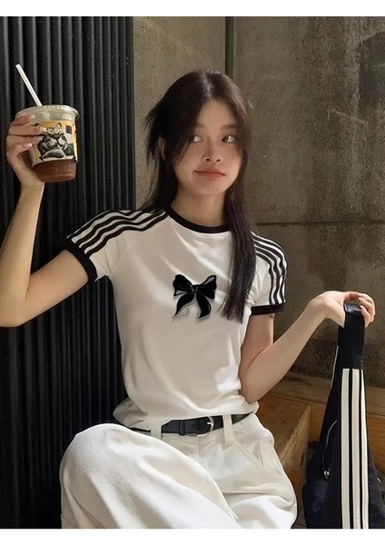 Kurdela Baskılı Şeritli Bluz Body Crop modelleri