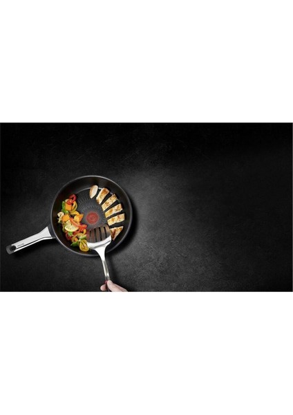 Titanyum 6x Excellence Indüksiyon Tabanlı Tava - 22 cm fırsatları