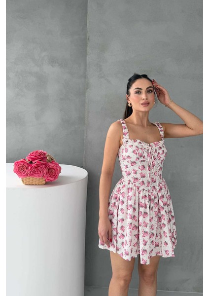 Pembe Çiçekli Asklı Elbise