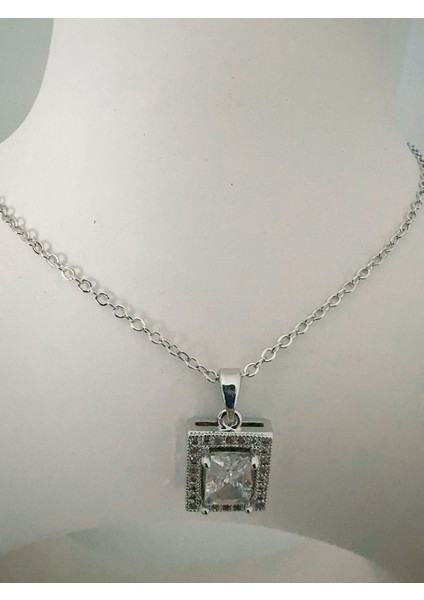 Zirkon Tasli Çelik Baget Kolye fiyatları