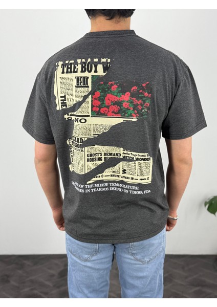 Gazate Sırt Baskılı Yarım Oversize Ünisex T-Shirt modelleri