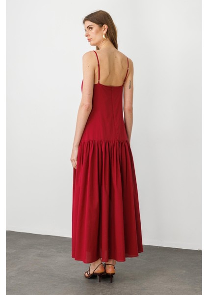 Vişne Rahat Kesim Büzgü Detaylı Pamuklu Ip Askılı Maxi Elbise fırsatları