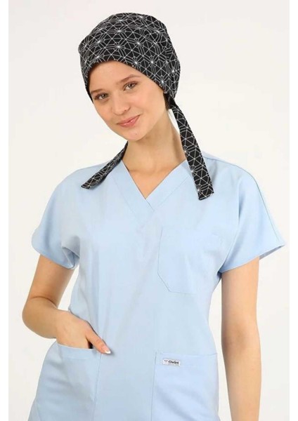 Geometrik Desenli Siyah Cerrahi Tesettür Bone