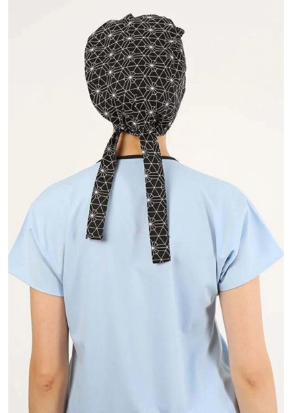 Geometrik Desenli Siyah Cerrahi Tesettür Bone modelleri