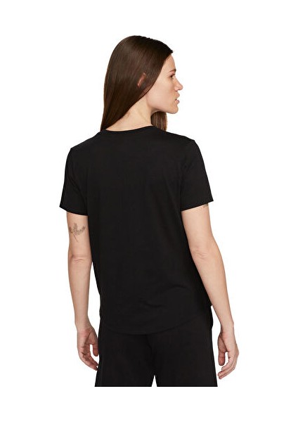 Sportswear Essentials Kadın Günlük Tişört DX7906-010 Siyah fiyatları