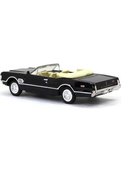 1:43 Ölçekli Lisanslı Metal Retro Amerikan Arabaları - 1966 Oldsmobile 4-4-2 - 10 cm