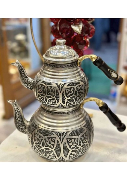 El İşlemeli Bakır Çaydanlık, 3L, Şık ve Dayanıklı Tasarım