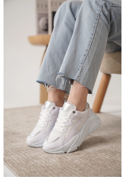Günlük Ortopedik Kadın Beyaz Sneaker Spor Ayakkabı