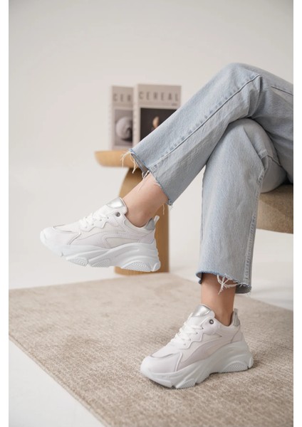 Günlük Ortopedik Kadın Beyaz Sneaker Spor Ayakkabı