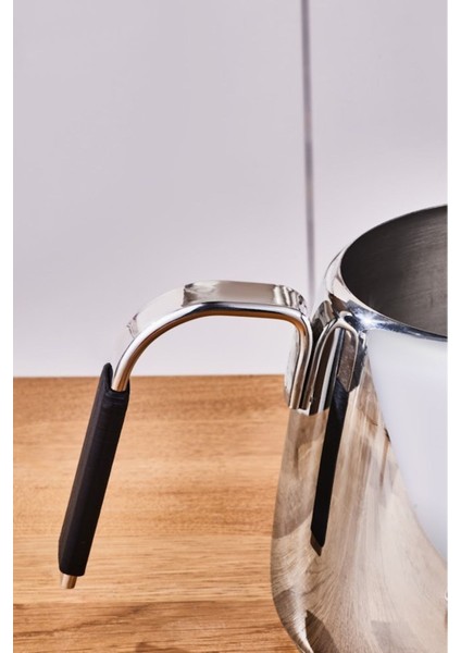 Şık Siyah Maxi Çaydanlık Takımı, modern ve kullanışlı tasarım ile mutfağınıza şıklık katın modelleri