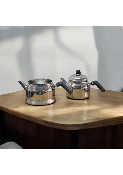 Gri Renkli 3,3 L Paslanmaz Çelik Tombik Çaydanlık, Şık ve Dayanıklı Tasarım fiyatları