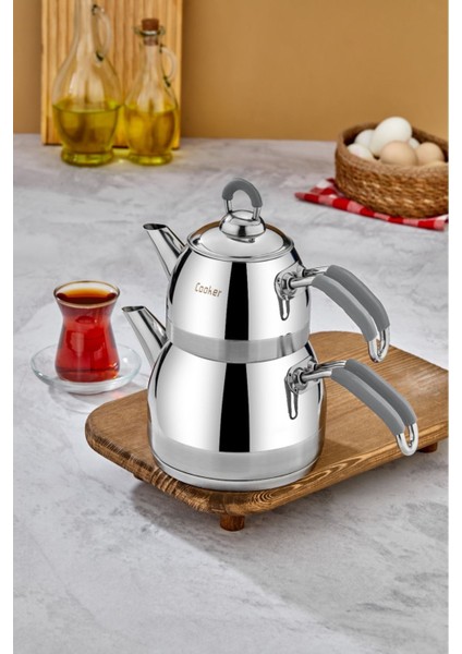 Paslanmaz Çelik Mini Çaydanlık, Şık ve Dayanıklı Tasarım, 880 ml Gri