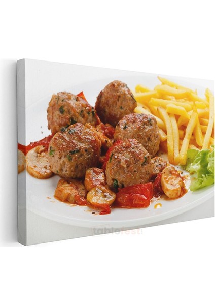 Köfte Tabağı - Domates Soslu ve Patates Kızartmalı Kanvas Tablo