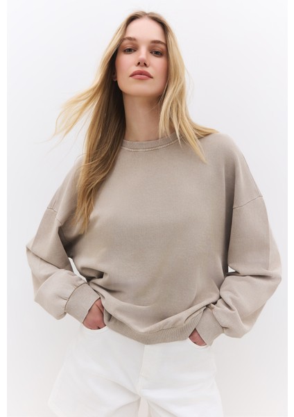 Oversize Fit Bej Basic Sweatshirt