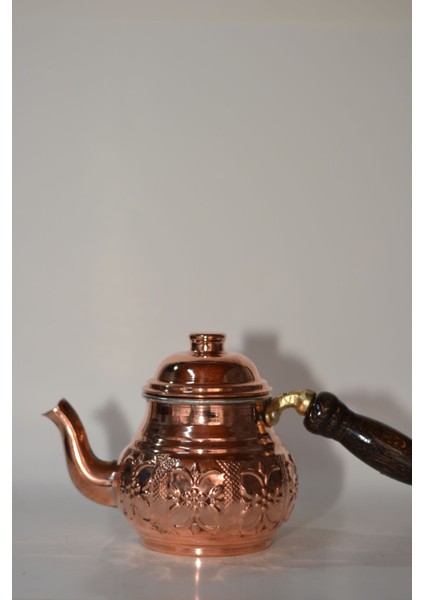 El yapımı bakır küçük demlik, şık ve dayanıklı tasarım, 550 ml, TR menşei