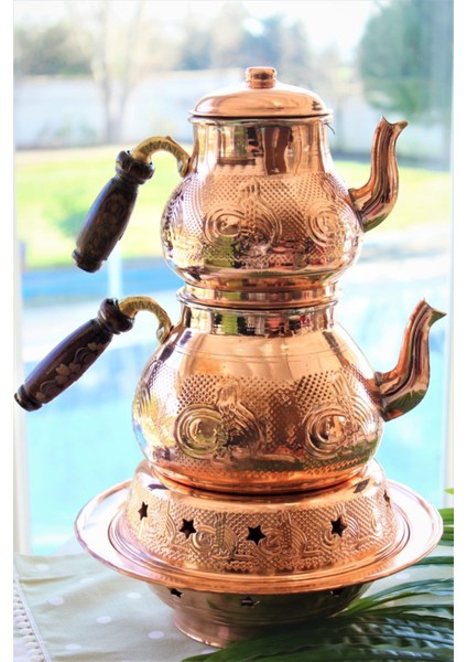 El Dövmesiyle Güzel Bakır Çaydanlık Takımı, Nihale Detaylı, Şık ve Zarif Tasarım
