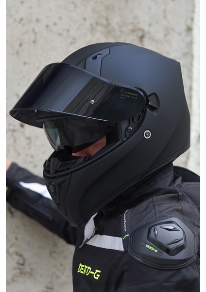 Strada Mat Siyah Kask ( Güneş Vizörlü ) modelleri