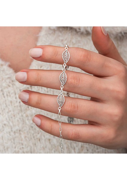Gümüş Telkari Yaprak Desenli Kadın Bileklik